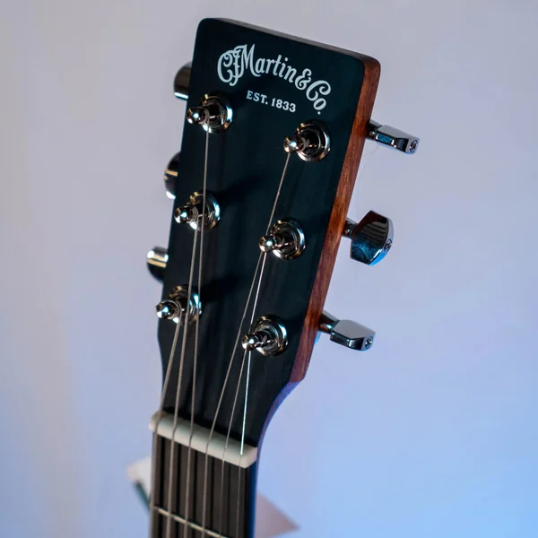 Guitare Martin DJR-10E