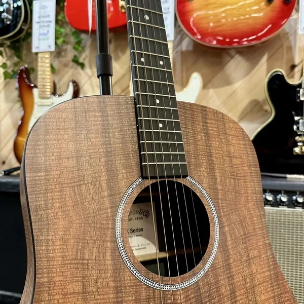 Guitare Martin D-X1E-KOA