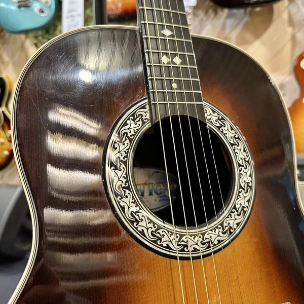 Guitare Ovation Custom Balladeer 1612