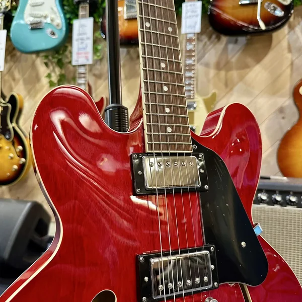 Guitare Tokai ES335