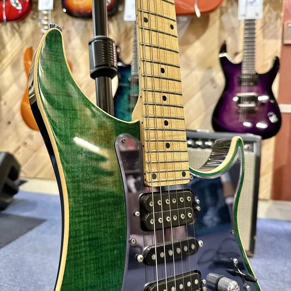 Guitare Vigier Excalibur Custom Emerald Green