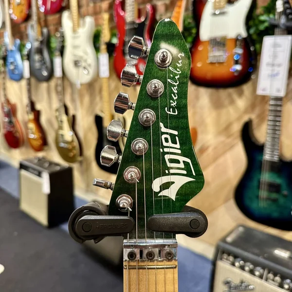 Guitare Vigier Excalibur Custom Emerald Green