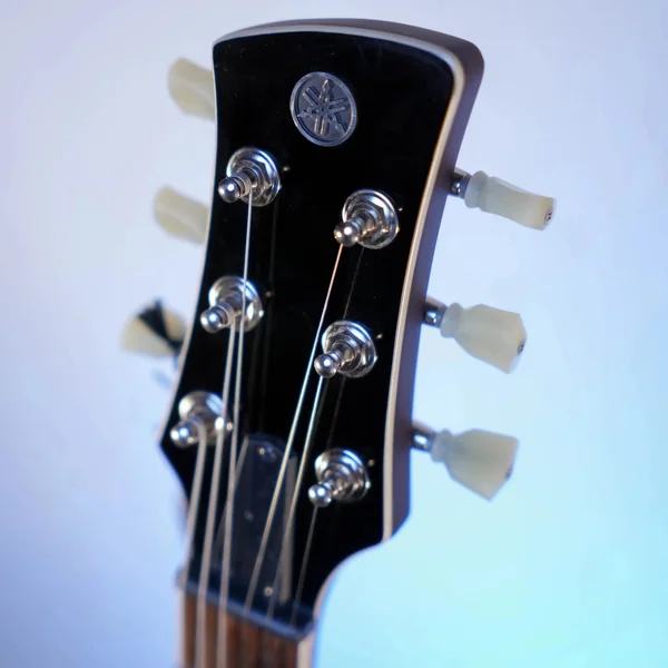 Guitare Yamaha Revstar Standard RSS20 Flash Green