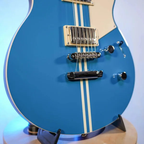 Guitare Yamaha Revstar Standard RSS20 Swift Blue