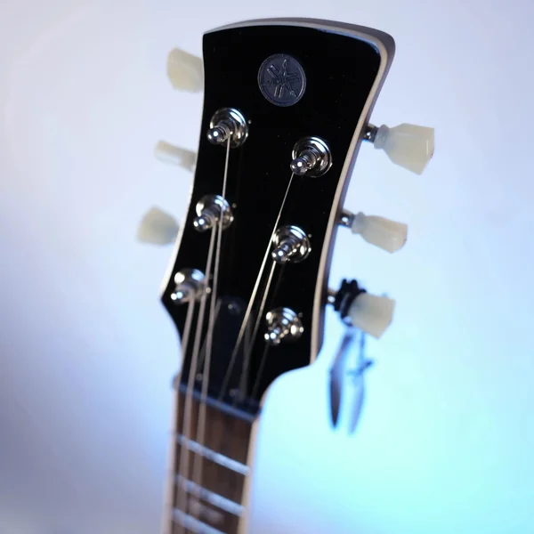 Guitare Yamaha Revstar Standard RSS20 Swift Blue