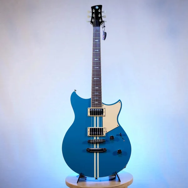 Guitare Yamaha Revstar Standard RSS20 Swift Blue