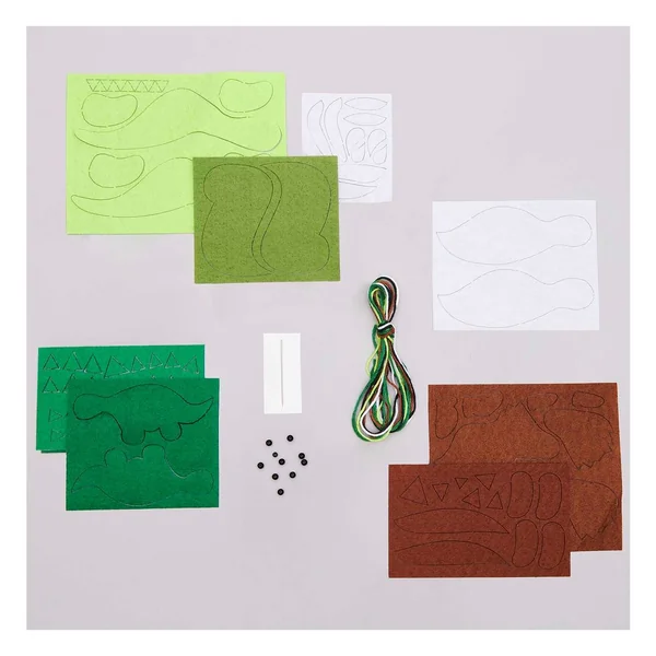 Kit créatif marionnettes à doigts « Dinos »