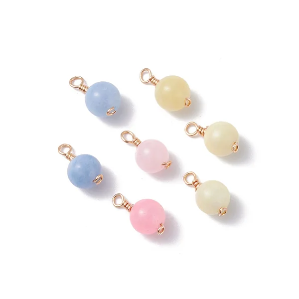 Lot de 10 pendentifs ronds en jade teintée
