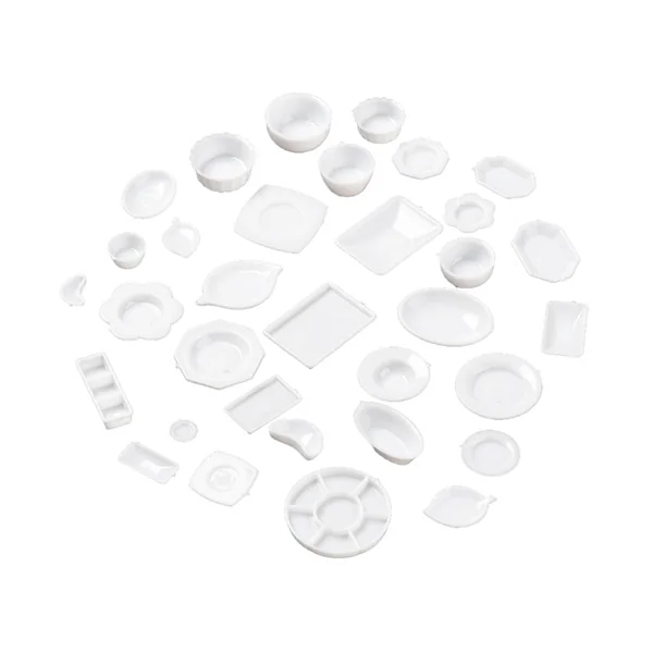 Lot de 33 plats miniatures en plastique
