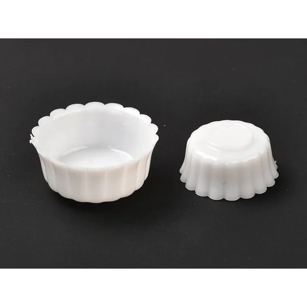 Lot de 33 plats miniatures en plastique
