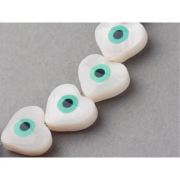 Lot de 5 perles cœur avec œil - Coquillage nacré - 10 mm