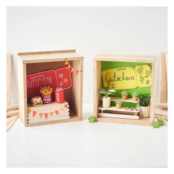 Outils de jardinage miniatures