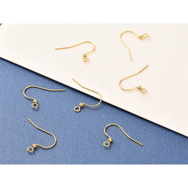 Paire de boucles d'oreilles crochet avec petite perle - doré a l'or fin 18K - 17 x 22 mm