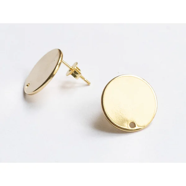 Paire de boucles d'oreilles puces 18K - doré à l'or fin - 15 mm