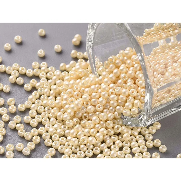 Perles de rocailles en tube - Coquillage beige - 2 mm