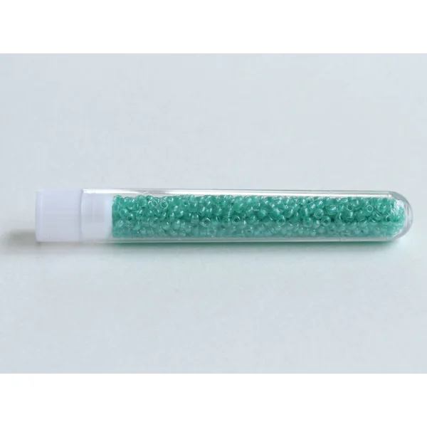 Perles de rocailles en tube - Lustre vert - 2 mm