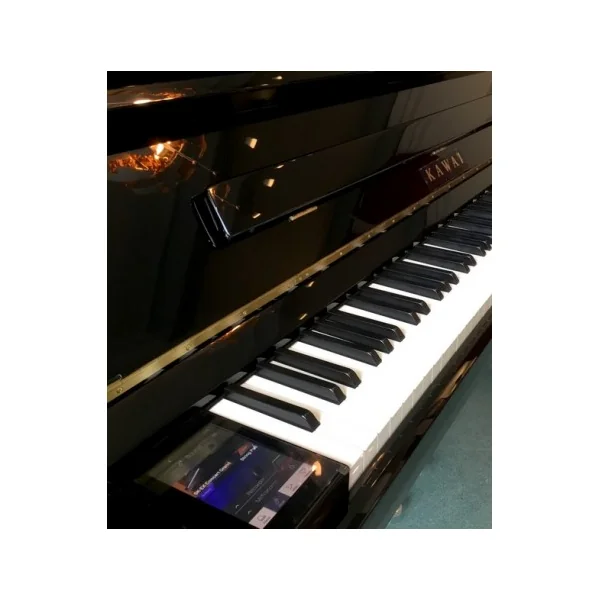 Piano droit KAWAI K600 AURES 2 hybrid noir brillant 134cm
