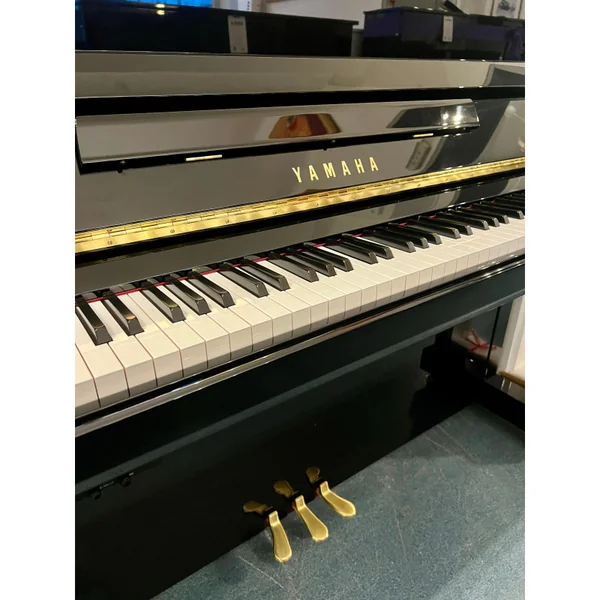 PIANO DROIT YAMAHA B3E SILENT SC2 121CM OCCASION