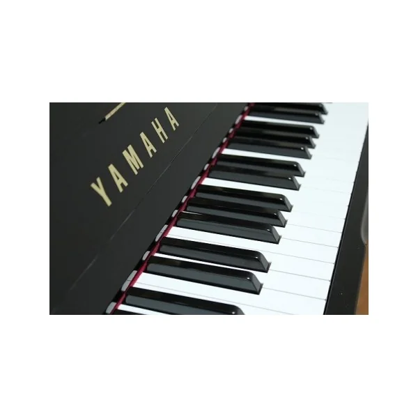 Piano Droit Yamaha YU10 Noir brillant 121cm
