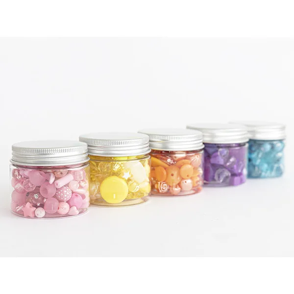 Pot de perles en plastique - nuances de rose