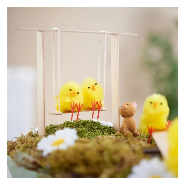 Poussins en fil chenille VBS