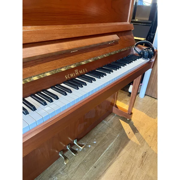 SCHIMMEL C120 Twintone Silent Piano Droit Noyer Satiné