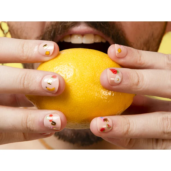 Stickers Nail art Yummy - Set de 120 stickers ongles OMY