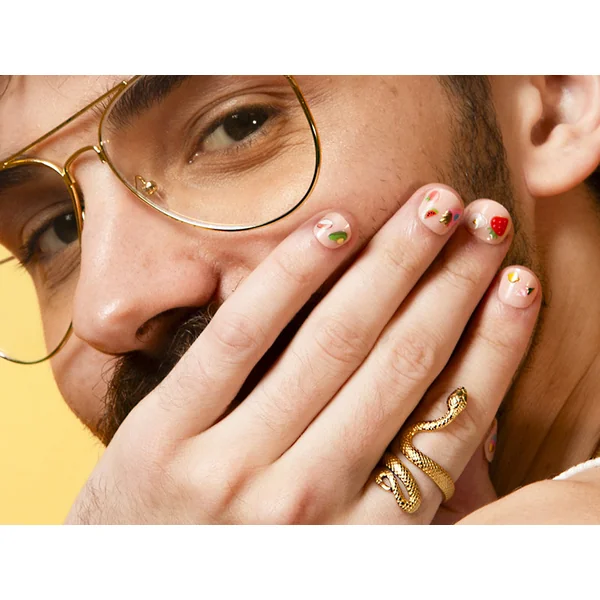 Stickers Nail art Yummy - Set de 120 stickers ongles OMY