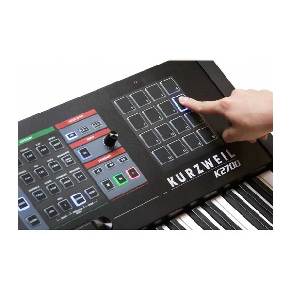 SYNTHETISEUR KURZWEIL K2700