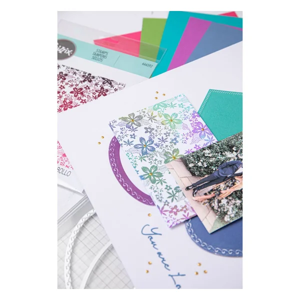 Tampon Clear Stamp Sizzix « Petals by Stacey Park »