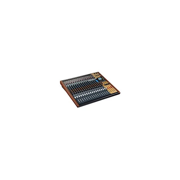 Tascam Model 24 analog mixer og 24 track digital recorder