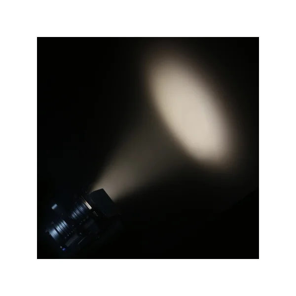TS200 WW Cameo Projecteur théatre LED 180W Fresnel Blanc Chaud