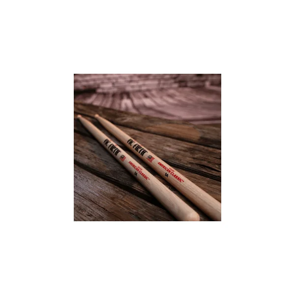 VIC FIRTH Baguettes 5A American Classic Hickory