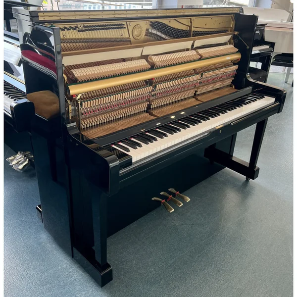 YAMAHA U1 121cm Piano Droit Noir brillant